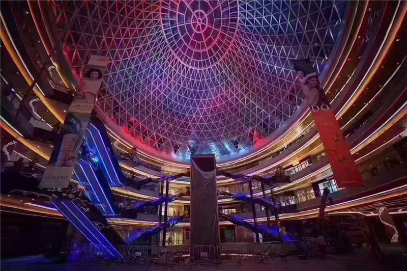 徐州苏宁广场室内夜景